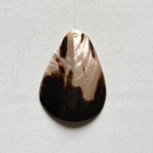 Natural Shell Teardrop Pendant Brown Cream Boho Coastal Charm 2.5”